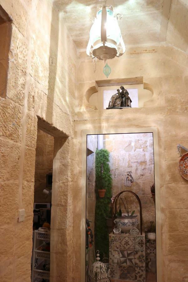 Corto Maltese Hotel Cospicua Bagian luar foto